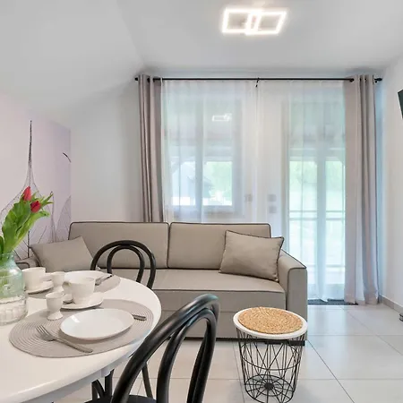 Stylowy Z Balkonem W Spokojnej Okolicy By Renters 公寓 斯克拉斯卡波伦巴